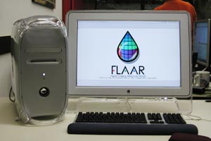 Apple Cinema Diplay at FLAAR offices in UFM